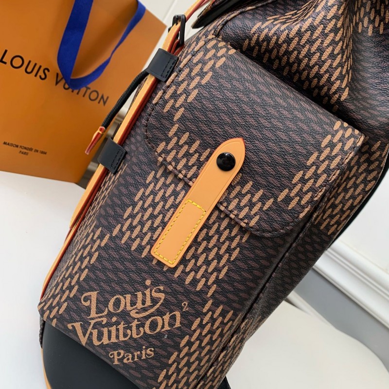 L0*is V*t0n Medium-sized men’s matching colored backpack M40350 Size:38*44*21cm