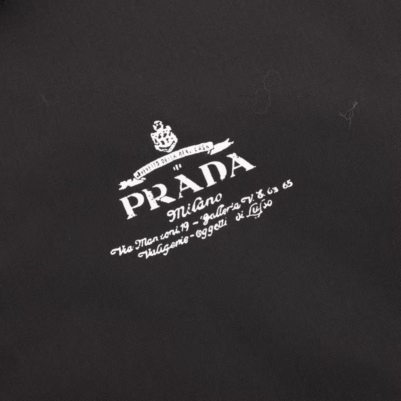 Pra*a short sleeve shirt