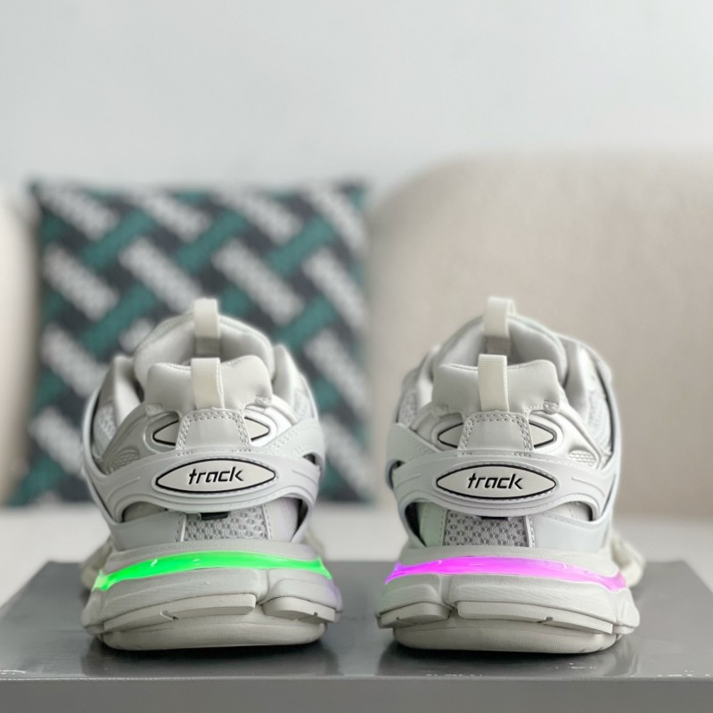 Ba*len*cia*ga Track 1.0 track led Trainers