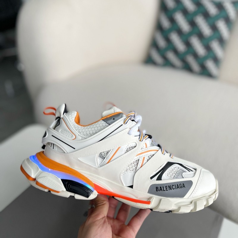 Ba*len*cia*ga Track 1.0 track led Trainers