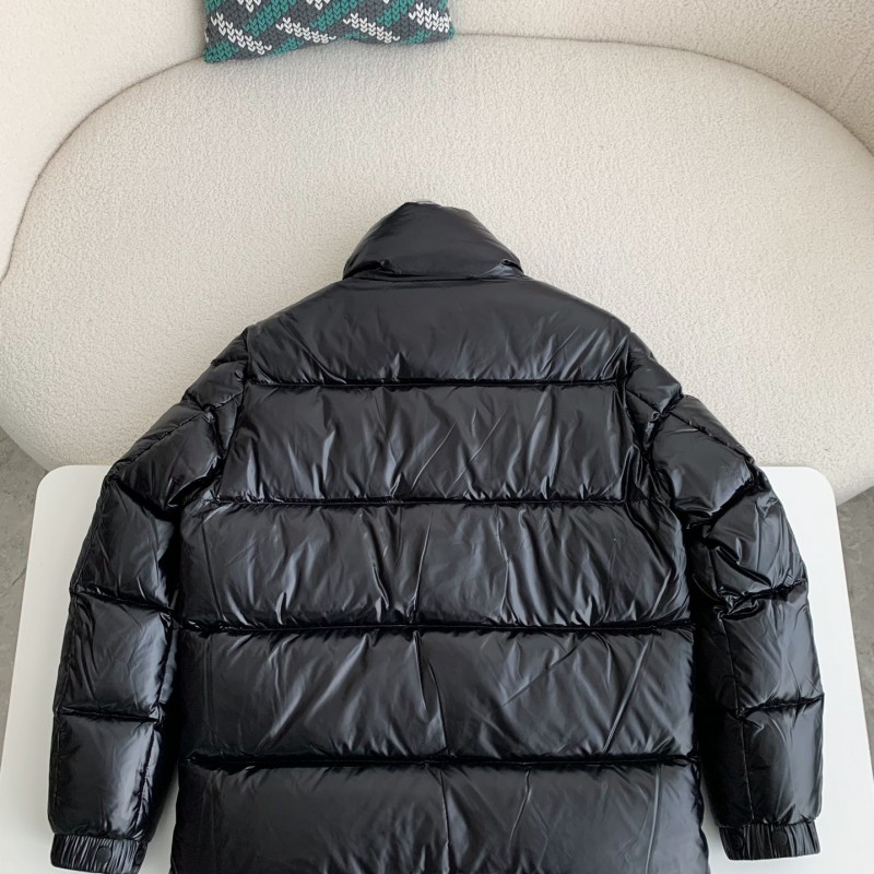 New down jackets for autumn and winter