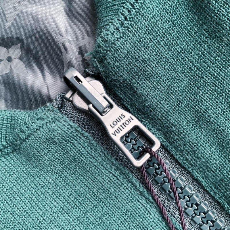 L0*is V*t0n  Jackets