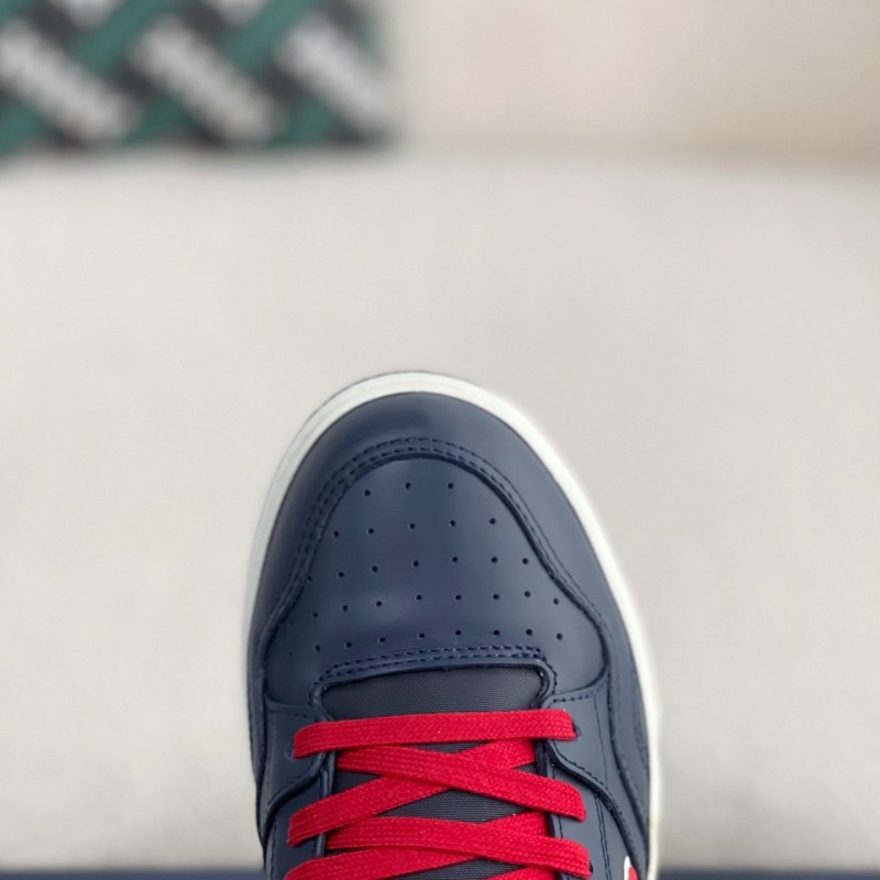 D*0r B57 Sneakers
