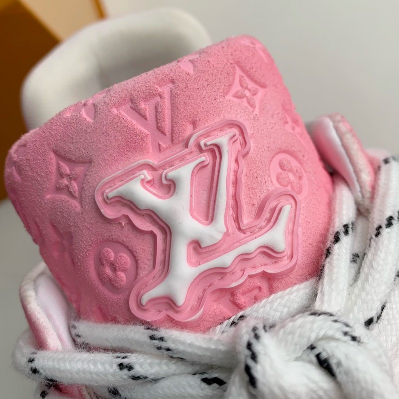 L0*is V*t0n TRAINER SNEAKERS