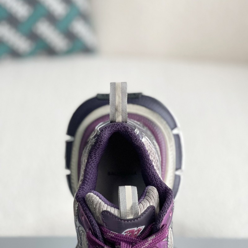 Ba*len*cia*ga Runner Sneakers