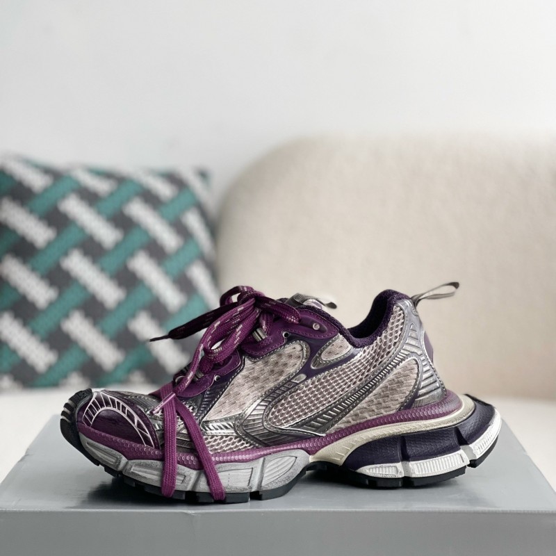 Ba*len*cia*ga Runner Sneakers