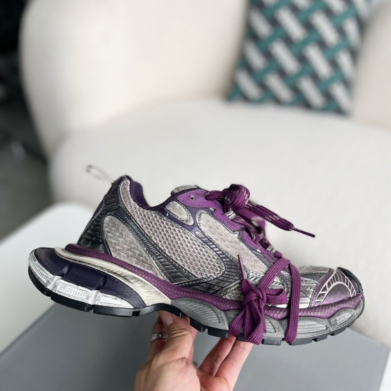 Ba*len*cia*ga Runner Sneakers