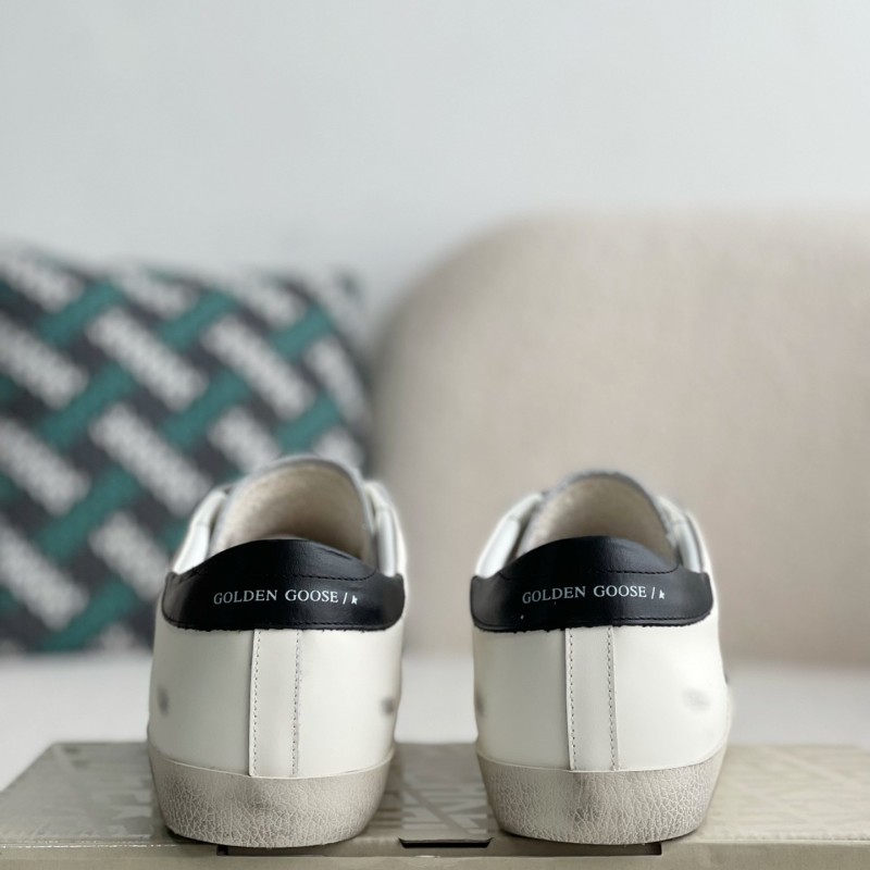 Golden Go*e S*per-Star Casual sneakers