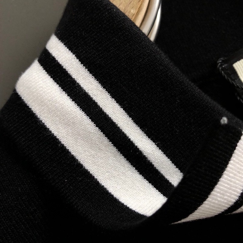 G*u*i 24 fall and winter new black and white stripes t-shirt