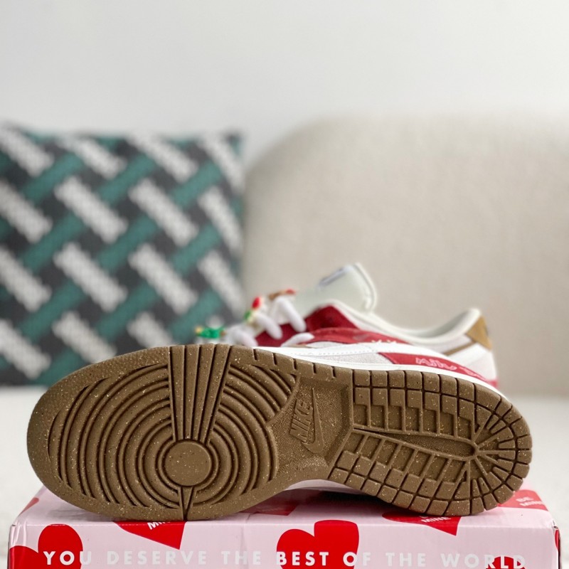 Nike NK Dunk Low Retro Sneakers