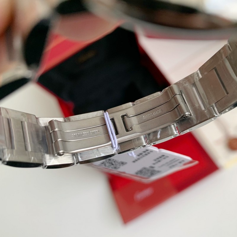 Ca*t*er Blue Balloon Log ladies wristwatch, dial 33mm