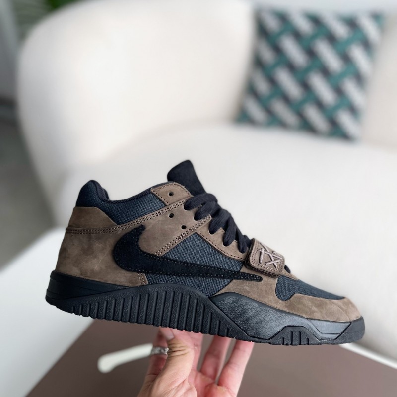 Travis Scott x Jordan Jumpman Jack Sneakers