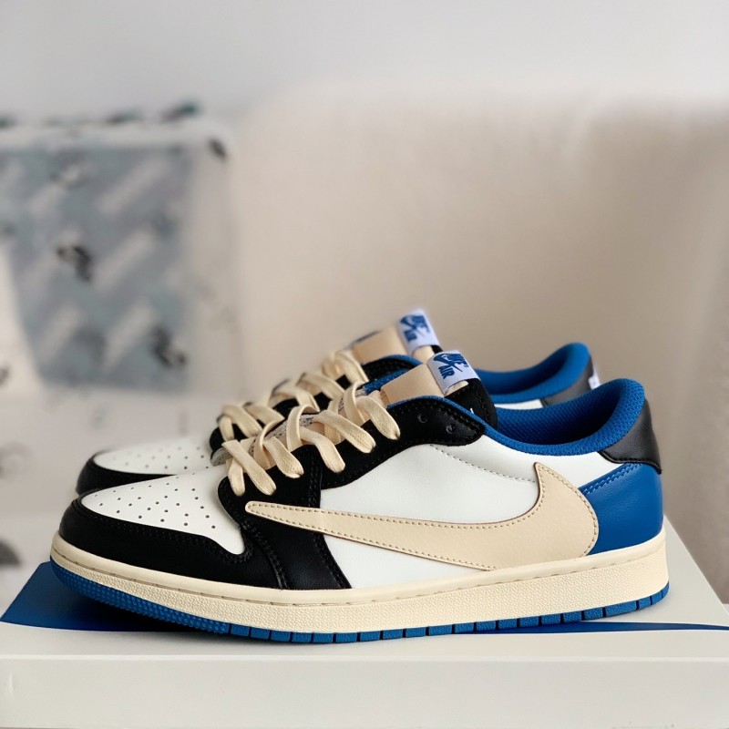 Nike AirJordan1 x TravisScott  AJ Low