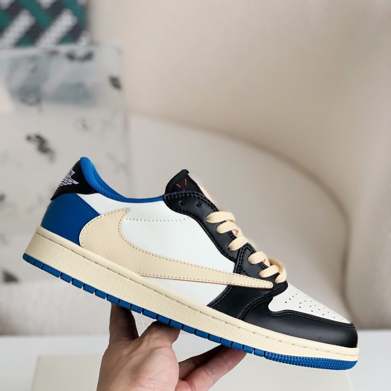 Nike AirJordan1 x TravisScott  AJ Low