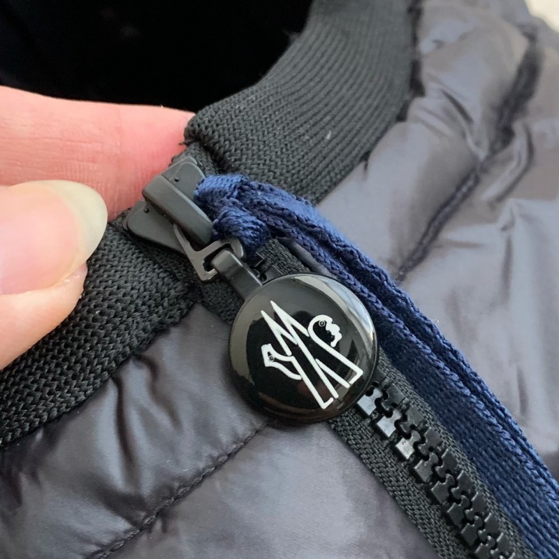 Moncler FW22 Spider-Man Zip Hooded Down Jacket