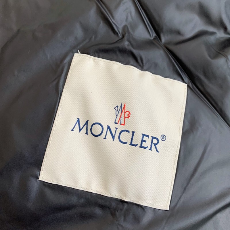 Moncler FW22 Spider-Man Zip Hooded Down Jacket