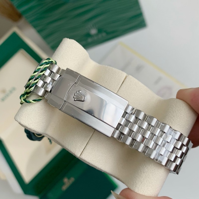 R*l*x Navigator Series men