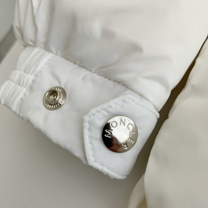 Moncler Montbeliard down jacket