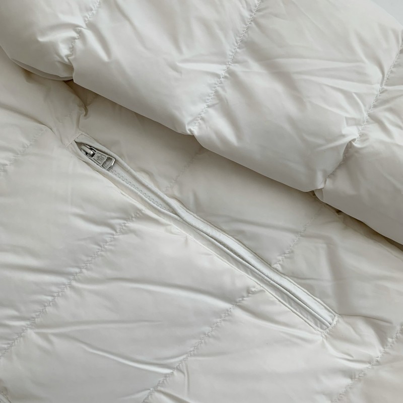 Moncler Montbeliard down jacket