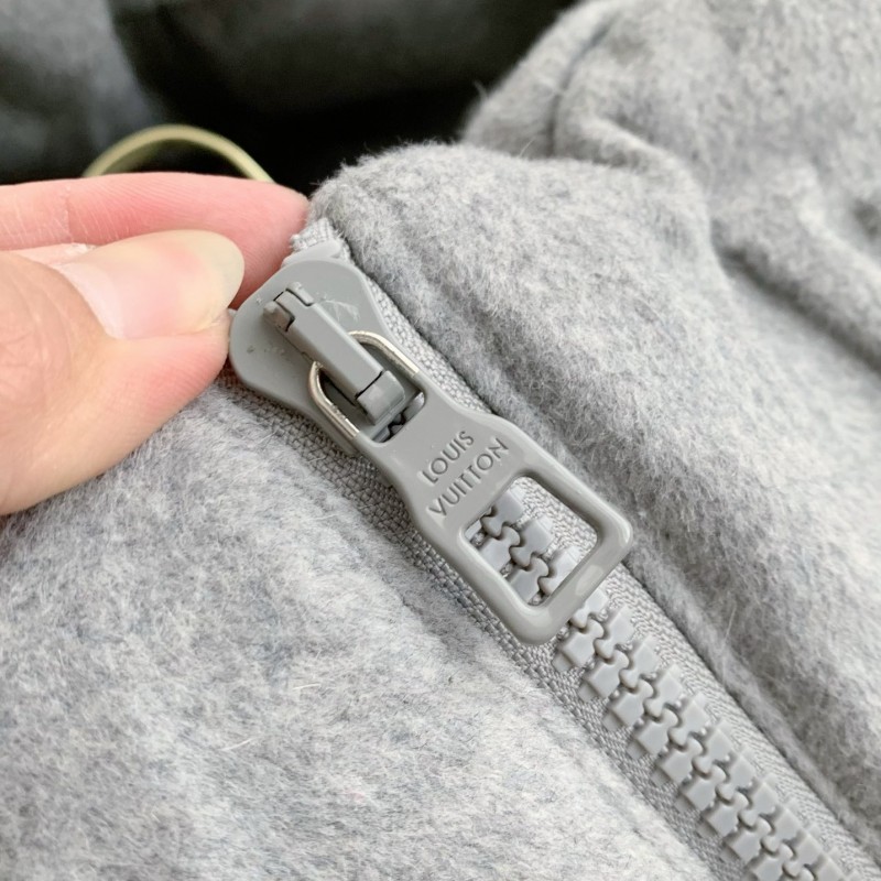 L0*is V*t0n zip hooded jacket