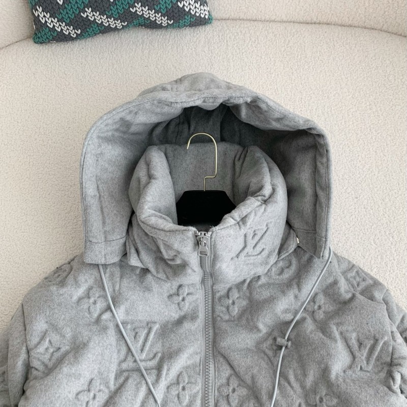 L0*is V*t0n zip hooded jacket