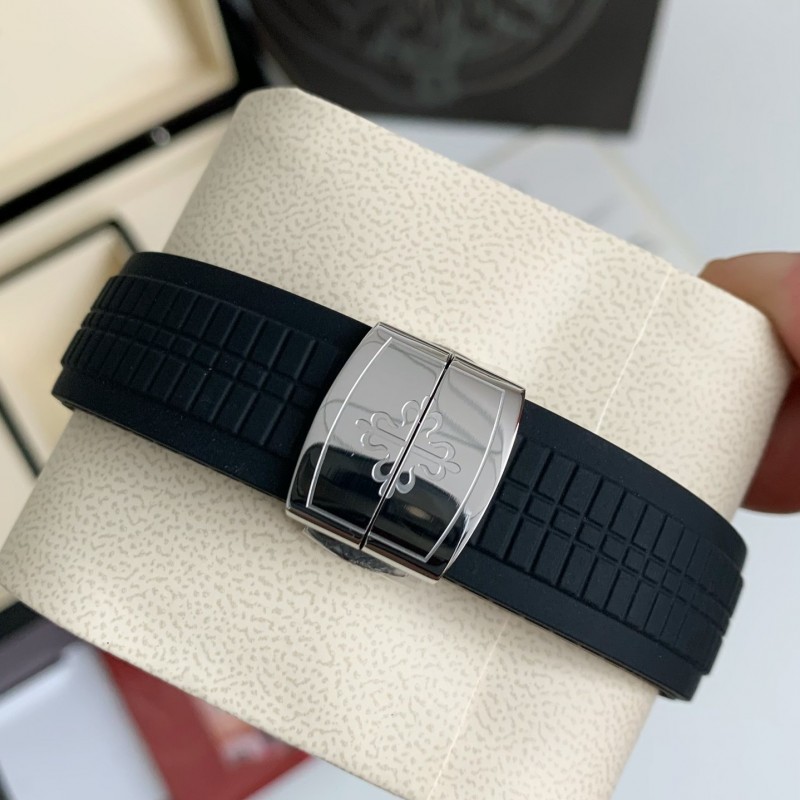 P**ek Ph**ppe Custom Green grenade 5167R series Watch