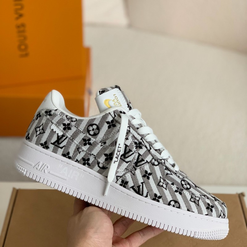L0*is V*t0n × NIKE AIR FORCE 1 SNEAKER
