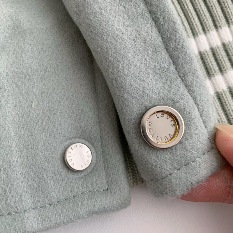 L0*is V*t0n  Jackets