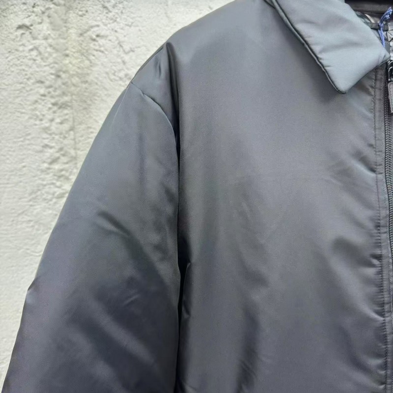 Pra*a recycled nylon down jacket