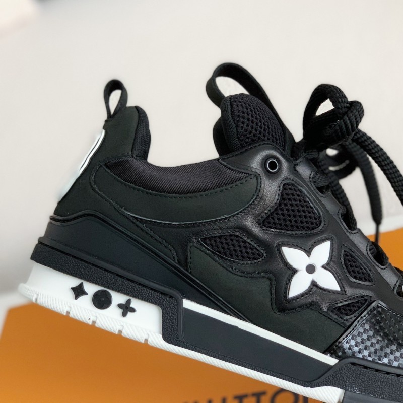 L0*is V*t0n  RUNNER TATIC  Sneakers