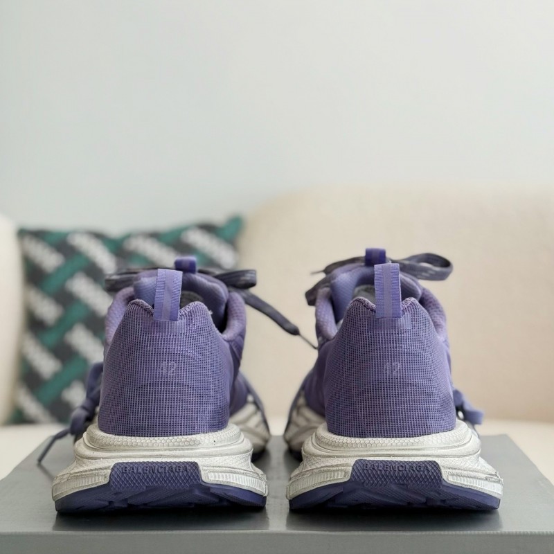 Ba*len*cia*ga Runner Sneakers