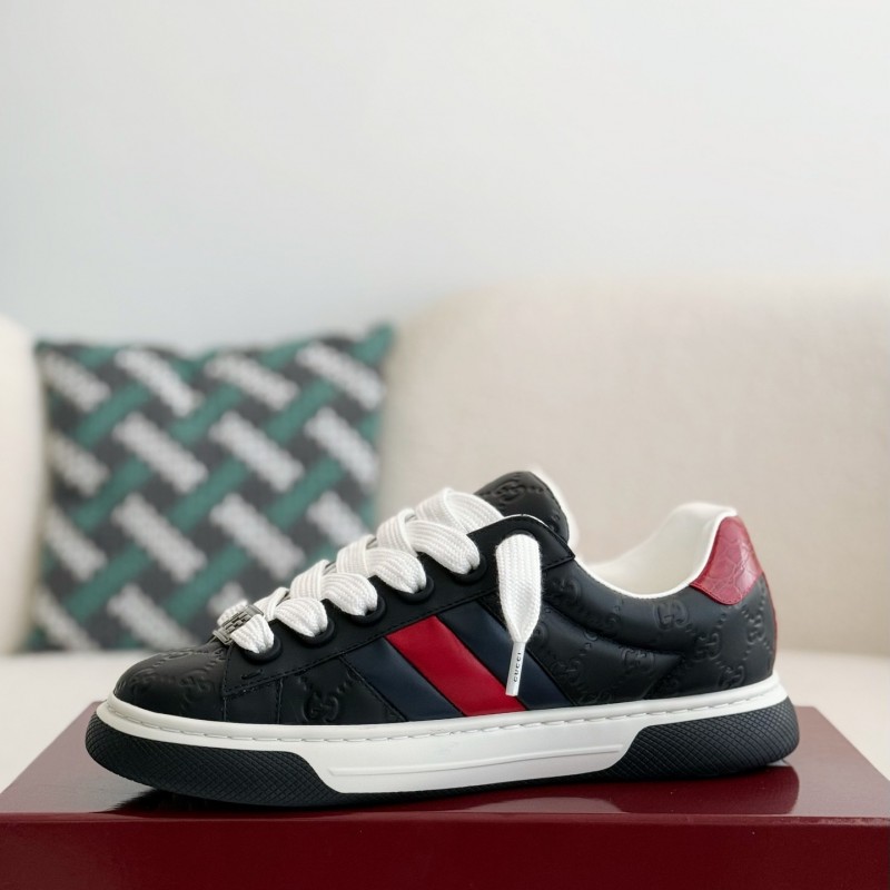 G*u*i casual sneakers