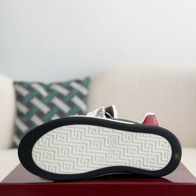 G*u*i casual sneakers