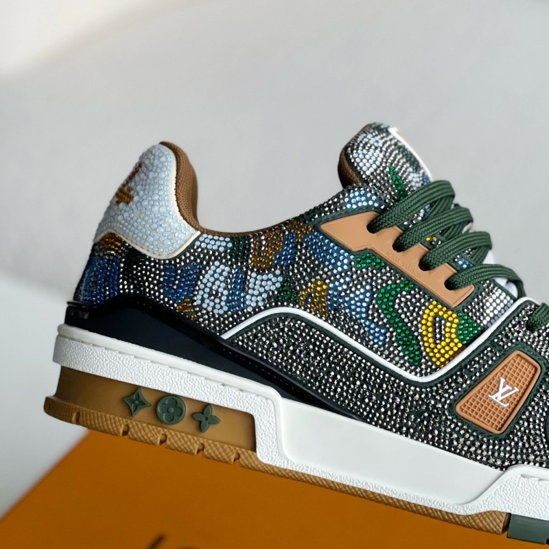 L0*is V*t0n TRAINER Sneakers