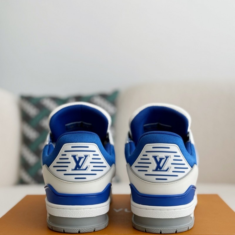 L0*is V*t0n TRAINER SNEAKERS