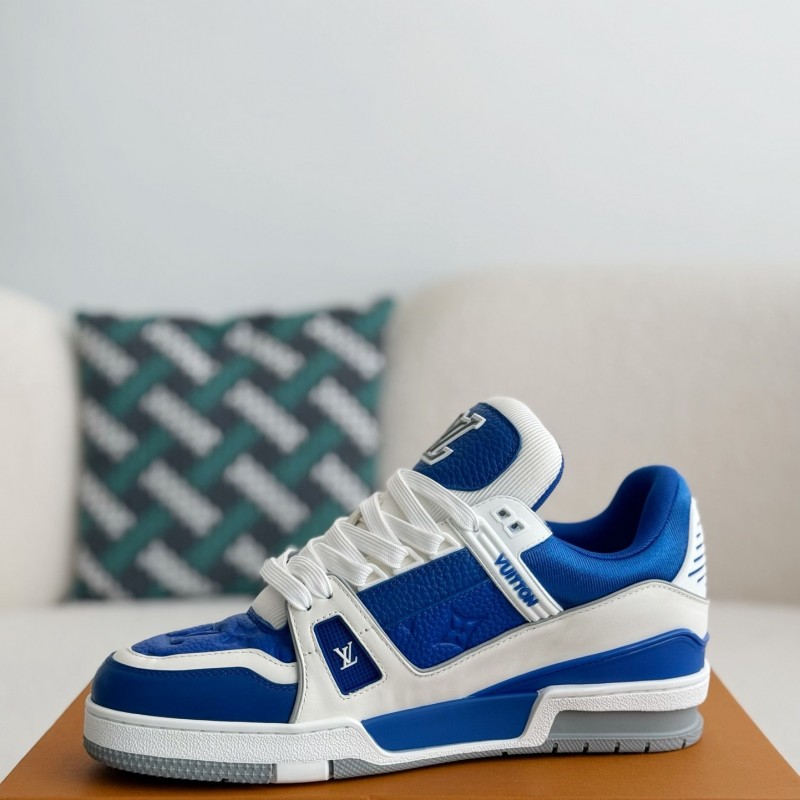 L0*is V*t0n TRAINER SNEAKERS