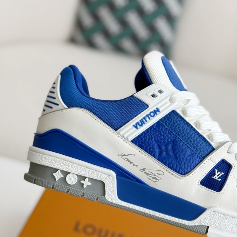 L0*is V*t0n TRAINER SNEAKERS