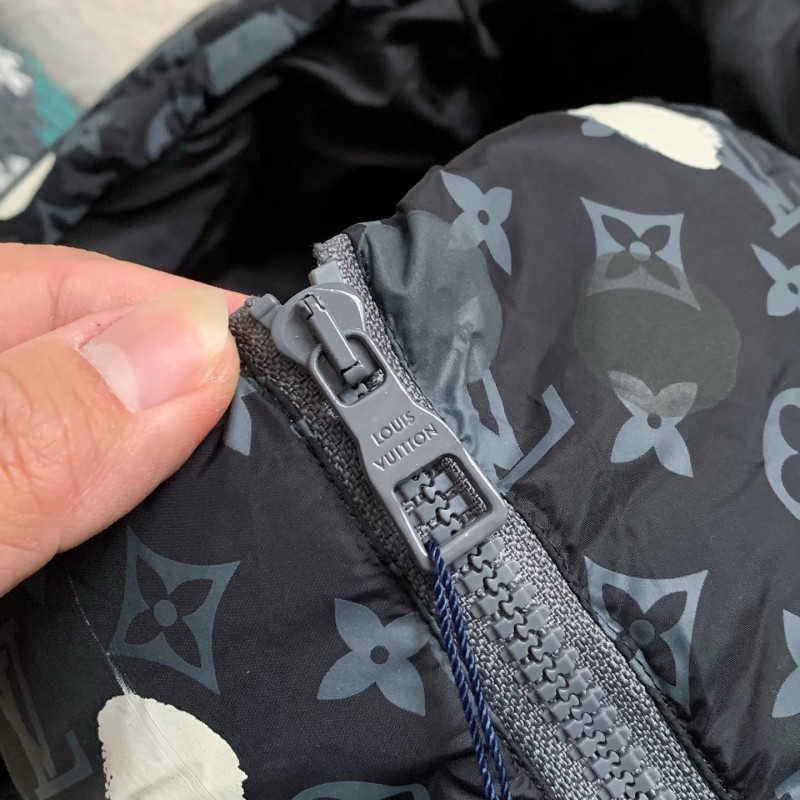 L0*is V*t0n x YAYOI KUSAMA Collaboration SS23 Jacket