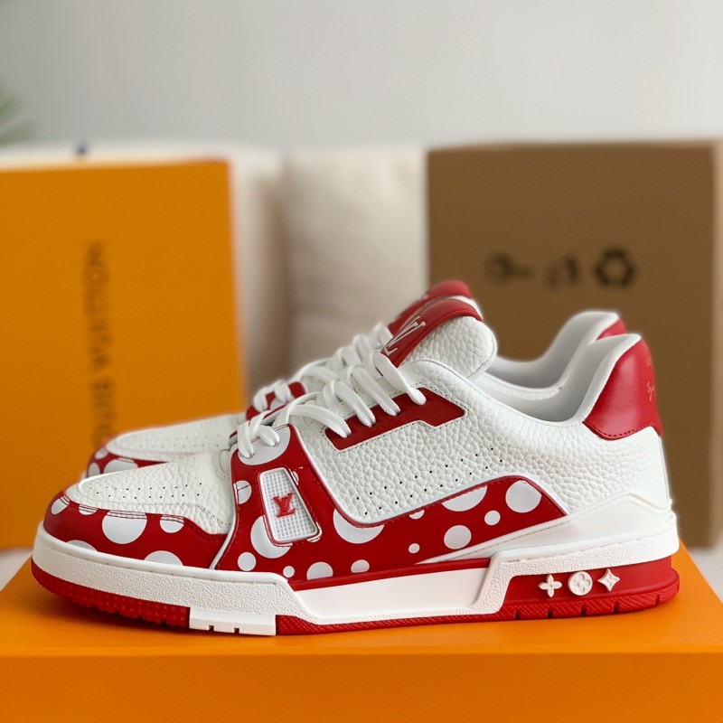 L0*is V*t0n TRAINER SNEAKERS