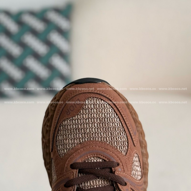 D*0r B35 Sports shoes