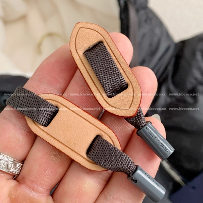 L0*is V*t0n Skiing Series FW24 Printed Hooded Cotton-Padded Jacket