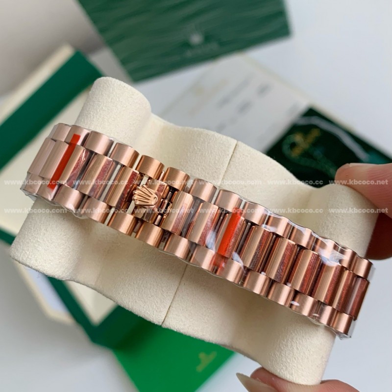 R*l*x Day-Date Series, 2023 Model Watch 40mm