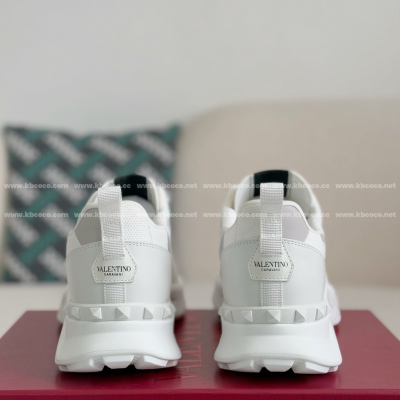 va*t*no Garavani True Act Casual Shoes