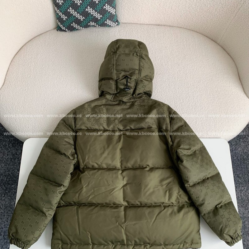 G*u*i Hooded patterned down jacket