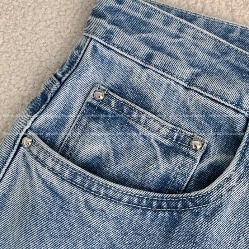 L0*is V*t0n Costumes