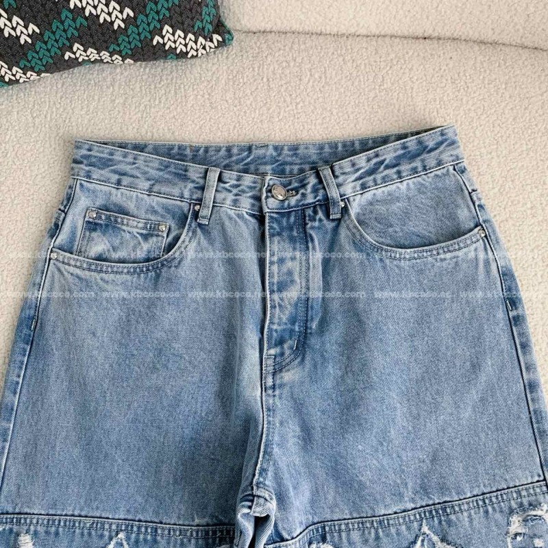 L0*is V*t0n Costumes