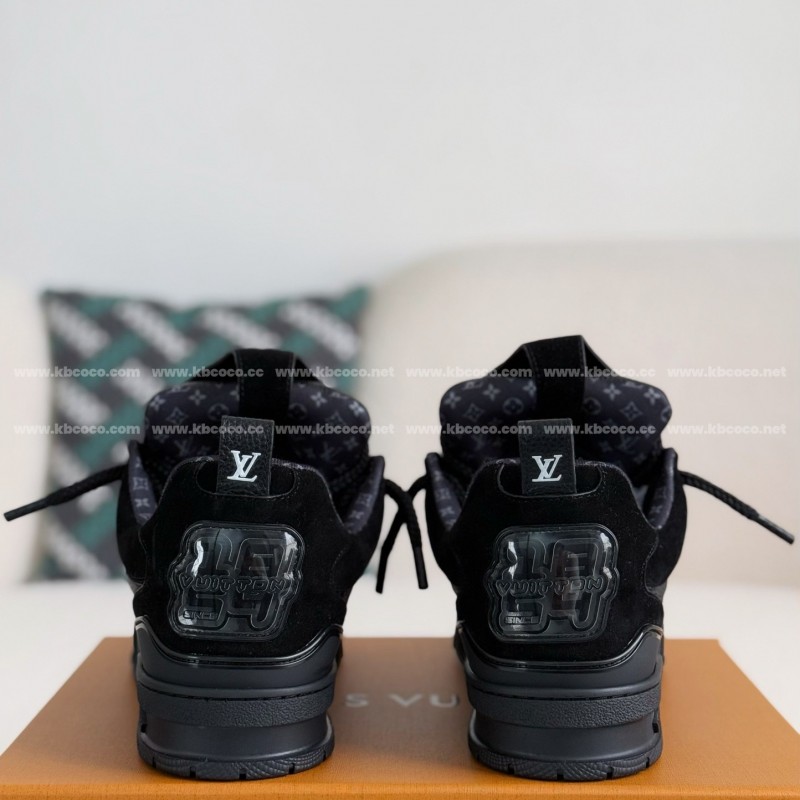 L0*is V*t0n SKATE LOW-TOP SNEAKERS