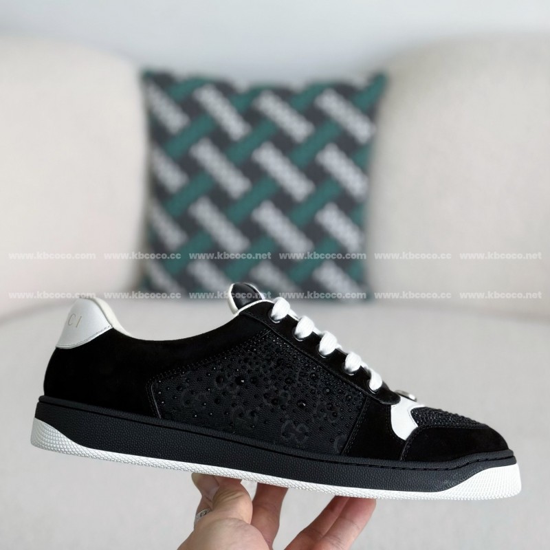 G*u*i casual sneakers