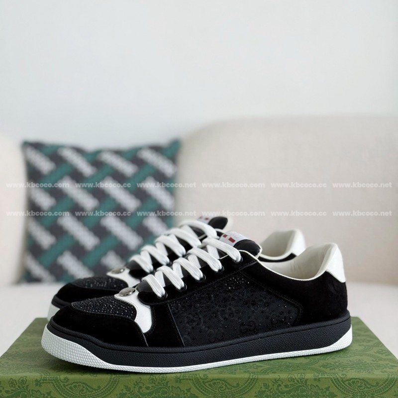 G*u*i casual sneakers