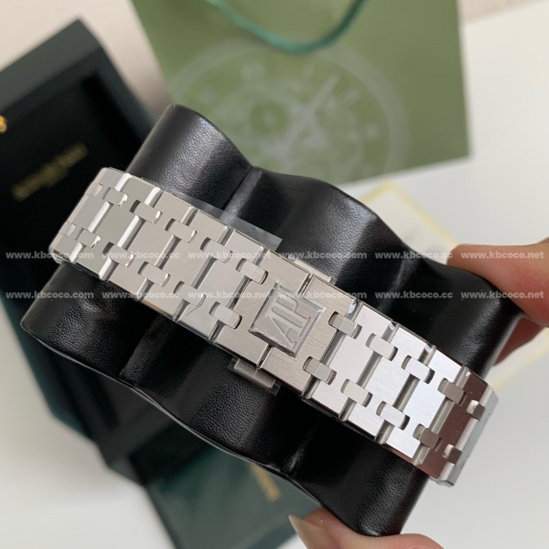 Audemars P*g*et Royal Oak 26331 Chronograph Series Men